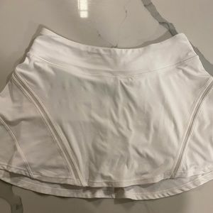 Mondetta tennis skirt size S. Worn less than 5 times. White is not sheer